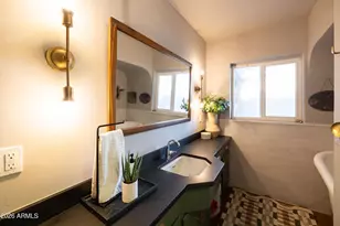 315 W Edgemont Ave, Phoenix, AZ 85003 - Photo 30