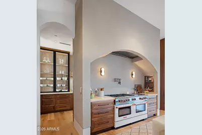 6541 N 48th Street, Paradise Valley, AZ 85253 - Photo 10