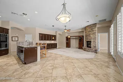 9749 W Bent Tree Drive, Peoria, AZ 85383 - Photo 6