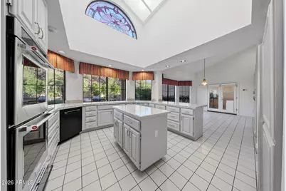 15023 N 15th Avenue, Phoenix, AZ 85023 - Photo 10
