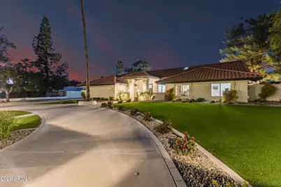 4132 W Paradise Lane, Phoenix, AZ 85053 - Photo 2