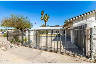 2419 W Shaw Butte Drive, Phoenix, AZ 85029 - Photo 6