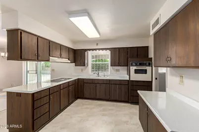 5037 E Escondido Avenue, Mesa, AZ 85206 - Photo 12