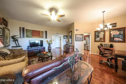 11062 W Coggins Drive, Sun City, AZ 85351 - Photo 8