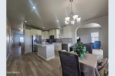 650 N Hawes Road #2805, Mesa, AZ 85207 - Photo 2