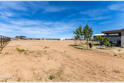 21412 W Mellow Street, Wittmann, AZ 85361 - Photo 22