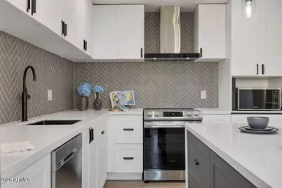 8055 E Thomas Road #E117, Scottsdale, AZ 85251 - Photo 2