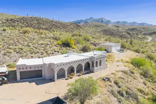 35220 S Rebel Pass, Morristown, AZ 85342 - Photo 14