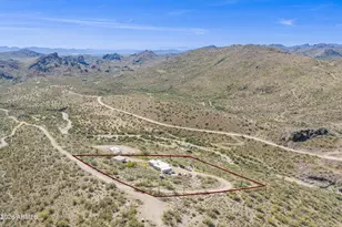 35220 S Rebel Pass, Morristown, AZ 85342 - Photo 6