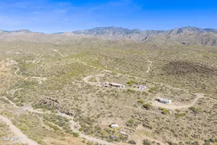 35220 S Rebel Pass, Morristown, AZ 85342 - Photo 12