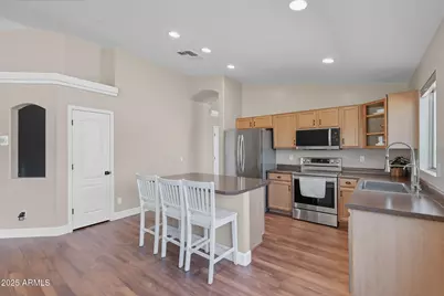 3701 W Dancer Lane, San Tan Valley, AZ 85144 - Photo 8