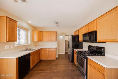 12859 W Cambridge Avenue, Avondale, AZ 85392 - Photo 8