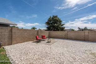 2406 E La Jolla Dr, Tempe, AZ 85282 - Photo 26