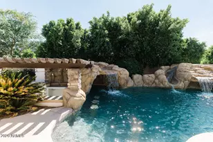 323 W Malibu Dr, Chandler, AZ 85248 - Photo 68