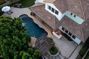 323 W Malibu Dr, Chandler, AZ 85248 - Photo 2