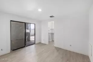 2921 E Oraibi Dr, Phoenix, AZ 85050 - Photo 22