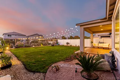 2430 E Saint Anne Avenue, Phoenix, AZ 85042 - Photo 10