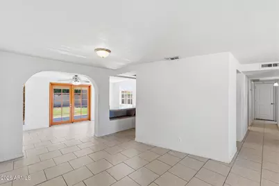 15039 N 30th Drive, Phoenix, AZ 85053 - Photo 14