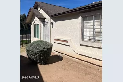 3351 N 69th Drive #Unit 41, Phoenix, AZ 85033 - Photo 2