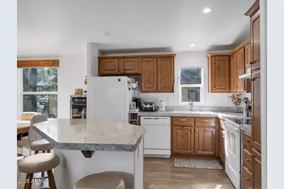 17158 E Grizzly Ridge Road, Munds Park, AZ 86017 - Photo 8