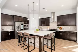 3413 E Crest Ln, Phoenix, AZ 85050 - Photo 12