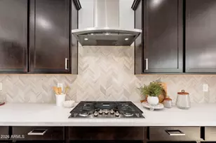 3413 E Crest Ln, Phoenix, AZ 85050 - Photo 14