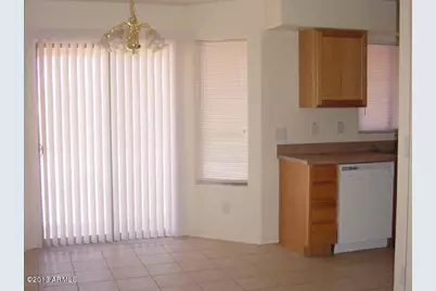 14097 S Berwick Road #Unit C, Arizona City, AZ 85123 - Photo 4