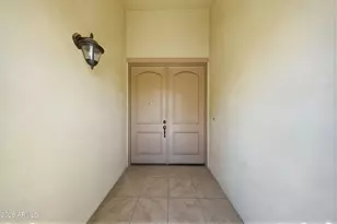 8974 N 8th Ln, Phoenix, AZ 85021 - Photo 2