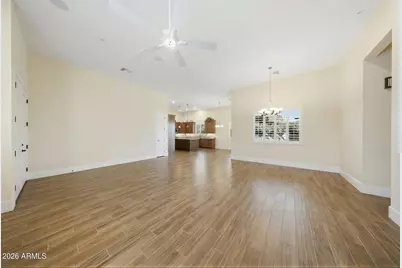 8974 N 8th Lane, Phoenix, AZ 85021 - Photo 14