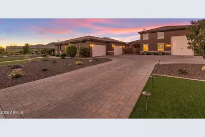 7580 W Questa Drive, Peoria, AZ 85383 - Photo 8