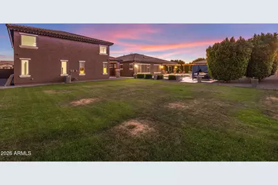 7580 W Questa Drive, Peoria, AZ 85383 - Photo 10