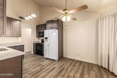 1638 E Fairview Street, Chandler, AZ 85225 - Photo 8