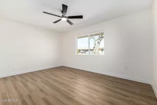 10822 W Roundelay Cir, Sun City, AZ 85351 - Photo 18