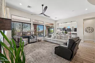 2649 N Layton Circle, Mesa, AZ 85207 - Photo 10