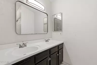 10006 W Sells Drive, Phoenix, AZ 85037 - Photo 24