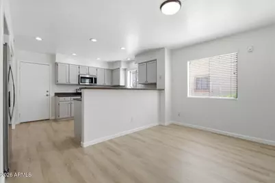 8840 N 47th Drive, Glendale, AZ 85302 - Photo 12