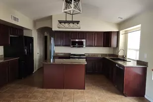 3925 W Kings Ave, Phoenix, AZ 85053 - Photo 2