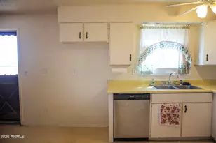 404 N 3rd St, Huachuca City, AZ 85616 - Photo 12