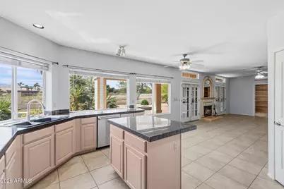 16216 S 14th Drive, Phoenix, AZ 85045 - Photo 14