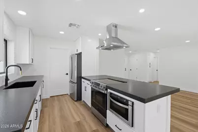 15652 N 52nd Street, Scottsdale, AZ 85254 - Photo 10