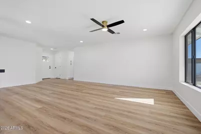 15652 N 52nd Street, Scottsdale, AZ 85254 - Photo 6