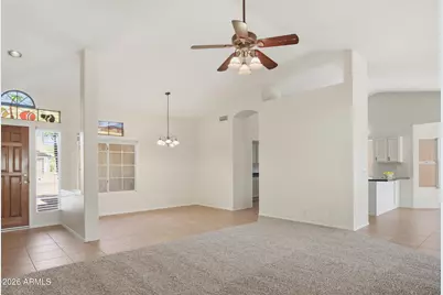 18850 N 89th Lane, Peoria, AZ 85382 - Photo 8