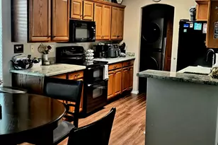 15606 S Gilbert Rd, Chandler, AZ 85225 - Photo 2