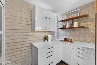 1623 E Maryland Avenue, Phoenix, AZ 85016 - Photo 16