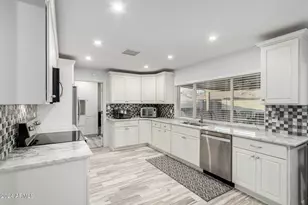 902 W Curry St, Chandler, AZ 85225 - Photo 4