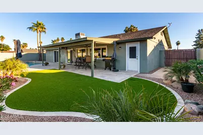 902 W Curry Street, Chandler, AZ 85225 - Photo 2