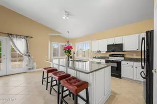 16025 N 7th Dr, Phoenix, AZ 85023 - Photo 2