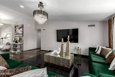 6625 W Sweetwater Avenue, Glendale, AZ 85304 - Photo 10