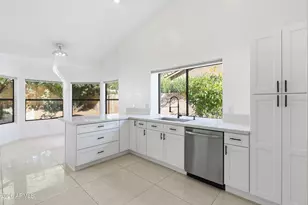 9714 E Camino Del Santo, Scottsdale, AZ 85260 - Photo 8