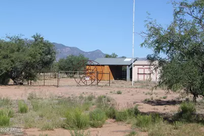 6422 S Veterans Lane #-, Hereford, AZ 85615 - Photo 4